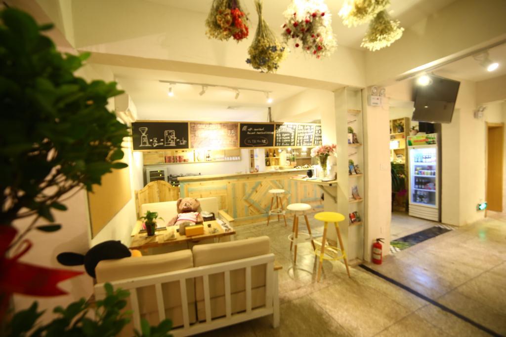 Luoyang Heartland International Youth Hostel Ngoại thất bức ảnh