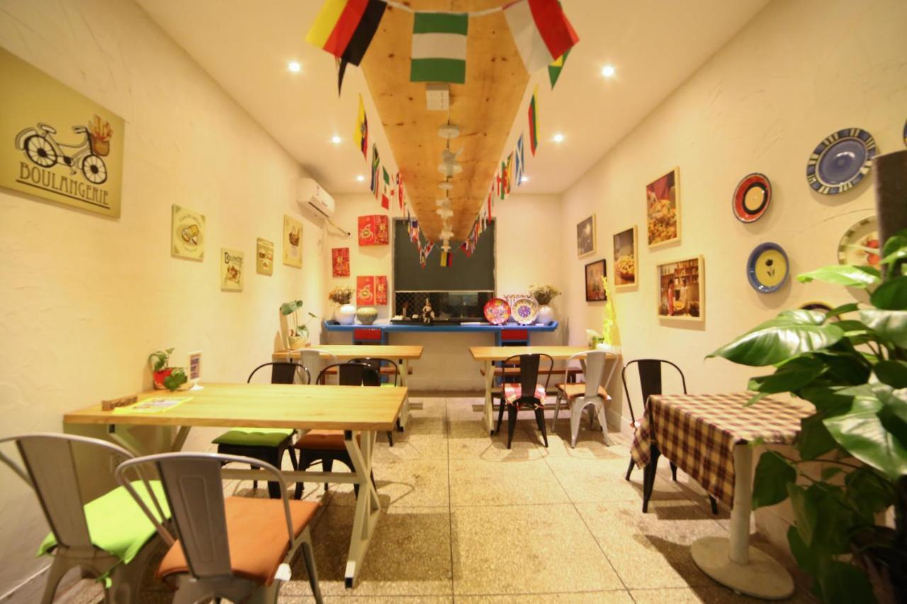 Luoyang Heartland International Youth Hostel Ngoại thất bức ảnh