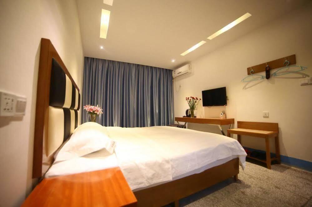 Luoyang Heartland International Youth Hostel Ngoại thất bức ảnh